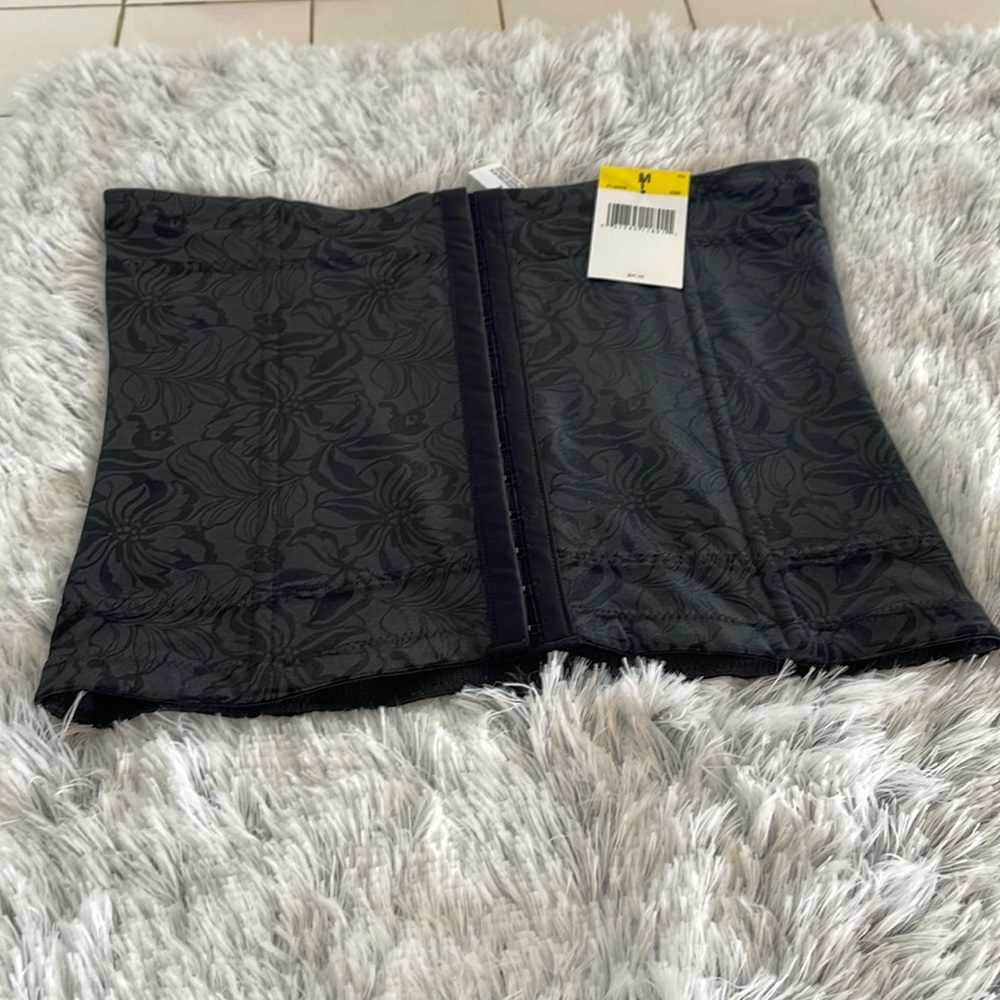 Maidenform black floral nwt corset shapewear medium
